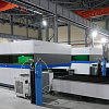 FL-L1530FHE-8000-IPG Лазерный станок для резки листового металла с кабинетной защитой и сменным столом