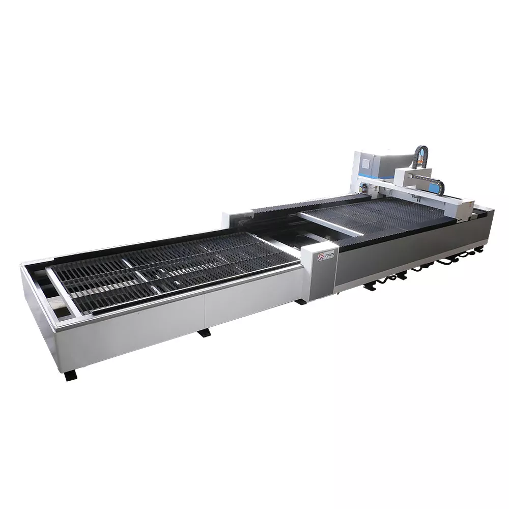 FL-L1530FE-3000-IPG Лазерный станок для резки листового металла со сменным столом